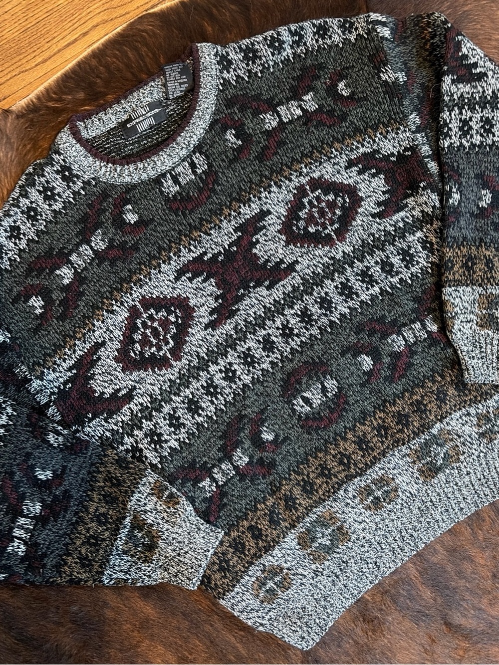 Vintag Sweater M Black Geometric Fair Isle Knit Cabin GrandpaCore Cottage